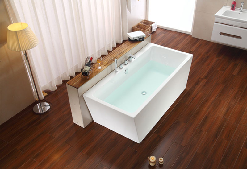 Buntáistí agus Míbhuntáistí Aicrileach Bathtub